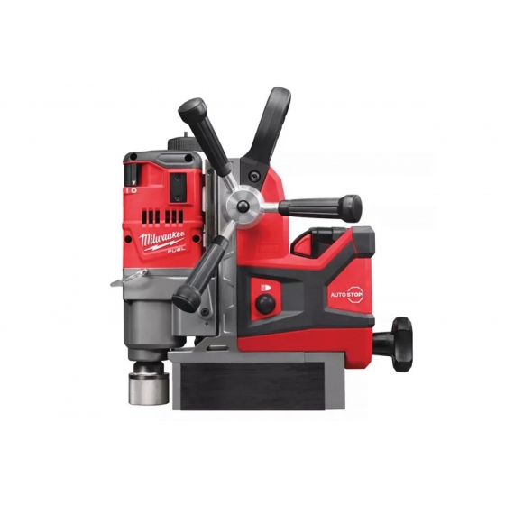 Аккумуляторная дрель на магнитной станине Milwaukee M18 FMDP-502C FUEL Li-Ion 5Ач Аккумуляторная дрель на магнитной станине Milwaukee M18 FMDP-502C FUEL Li-Ion 5Ач