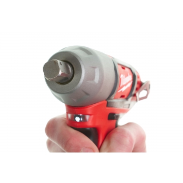 Субкомпактный аккумуляторный гайковерт Milwaukee M12 BIW12-0 Аккумуляторный гайковерт Milwaukee M12 BIW12-0