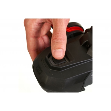 Аккумуляторная полировальная машина Milwaukee M18 FAP180-0X FUEL
