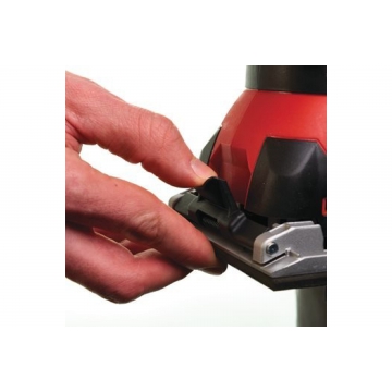 Шлифмашина Milwaukee SPS 140 Шлифмашина Milwaukee SPS 140