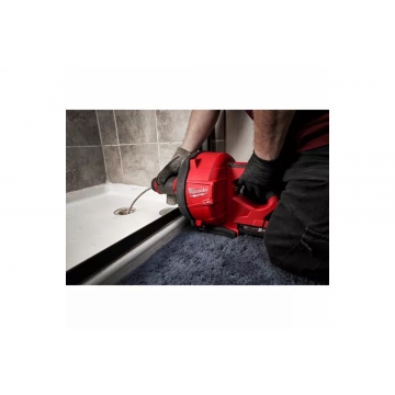 Аккумуляторная прочистная машина Milwaukee M18 FDCPF10-0C FUEL с тросиком 10 мм Аккумуляторная прочистная машина Milwaukee M18 FDCPF10-0C FUEL с тросиком 10 мм