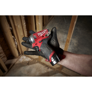 Аккумуляторный винтоверт Milwaukee M12 FID-202X FUEL Аккумуляторный винтоверт Milwaukee M12 FID-202X FUEL