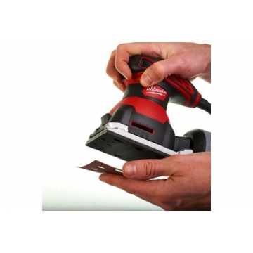 Шлифмашина Milwaukee SPS 140 Шлифмашина Milwaukee SPS 140