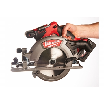 Аккумуляторная циркулярная пила Milwaukee M18 CCS55-0 FUEL