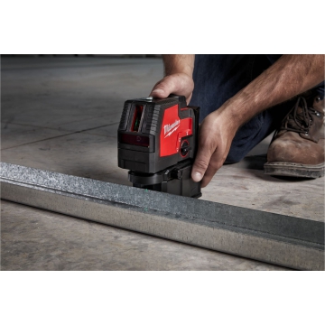 Аккумуляторный линейно-точечный лазерный нивелир Milwaukee M12 CLLP-0C Аккумуляторный линейно-точечный лазерный нивелир Milwaukee M12 CLLP-0C