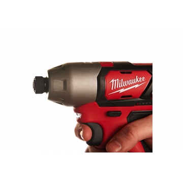 Аккумуляторный винтоверт Milwaukee M12BID-0