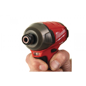 Аккумуляторный винтоверт Milwaukee M12 FQID-0 FUEL SURGE Аккумуляторный винтоверт Milwaukee M12 FQID-0 FUEL SURGE