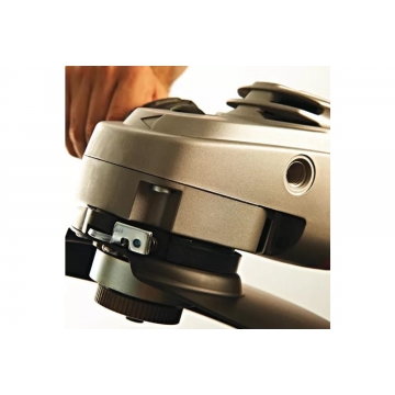 Угловая шлифмашина Milwaukee AG 24-230 E Угловая шлифмашина Milwaukee AG 24-230 E