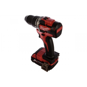 Аккумуляторная дрель-шуруповерт Milwaukee M18 CBLDD-202C Дрель-шуруповерт бесщеточная компактная Milwaukee M18 CBLDD-202C