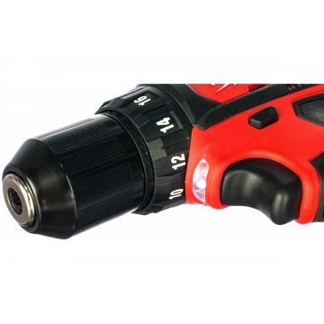 Аккумуляторная дрель-шуруповерт Milwaukee M12 BDD-202С Аккумуляторная дрель-шуруповерт Milwaukee M12 BDD-202С