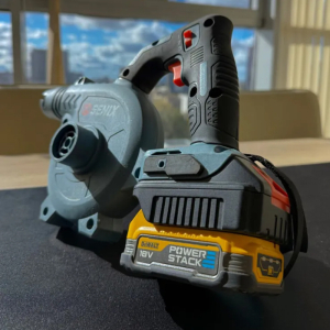 Адаптер-переходник для аккум. инструментов SENIX X2 20 В. для DeWalt Адаптер-переходник для аккум. инструментов SENIX X2 20 В. для DeWalt