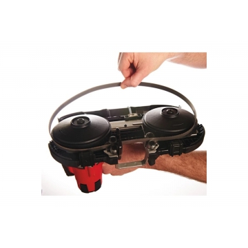 Аккумуляторная ленточная пила Milwaukee M12 BS-402C