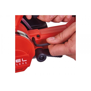 Аккумуляторная циркулярная пила по металлу Milwaukee M18 FMCS-0X FUEL HD BOX Аккумуляторная циркулярная пила по металлу Milwaukee M18 FMCS-0X FUEL HD BOX