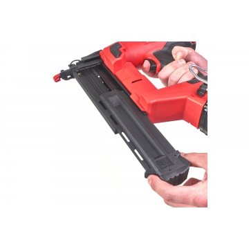 Аккумуляторный гвоздезабиватель Milwaukee M18 FN18GS-202X Аккумуляторный гвоздезабиватель Milwaukee M18 FN18GS-202X