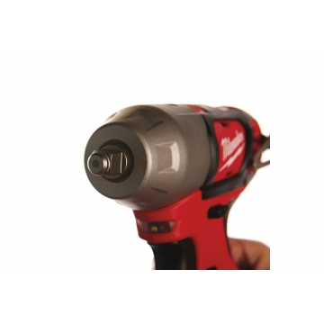 Аккумуляторный гайковерт Milwaukee M12BIW38-0