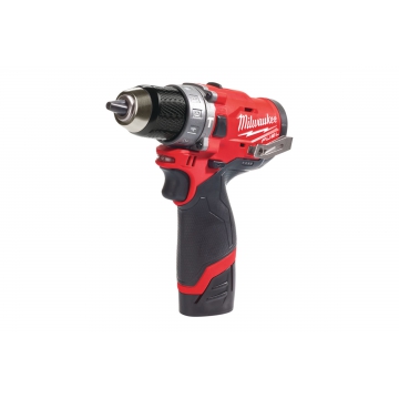 Аккумуляторная ударная дрель-шуруповерт Milwaukee M12 FPD-202X FUEL Аккумуляторная ударная дрель-шуруповерт Milwaukee M12 FPD-202X FUEL